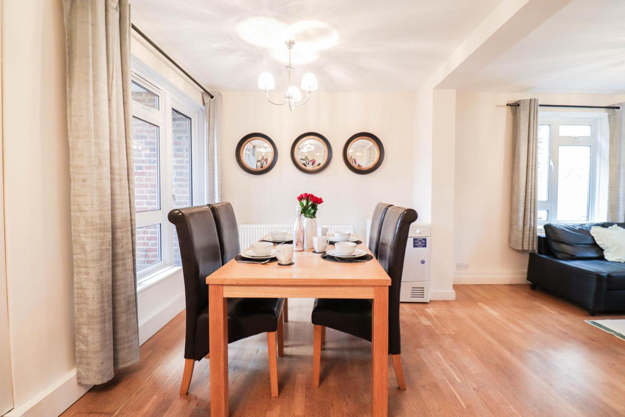 Gorgeous 2-Bedroom London Apartment Лондон Екстер'єр фото