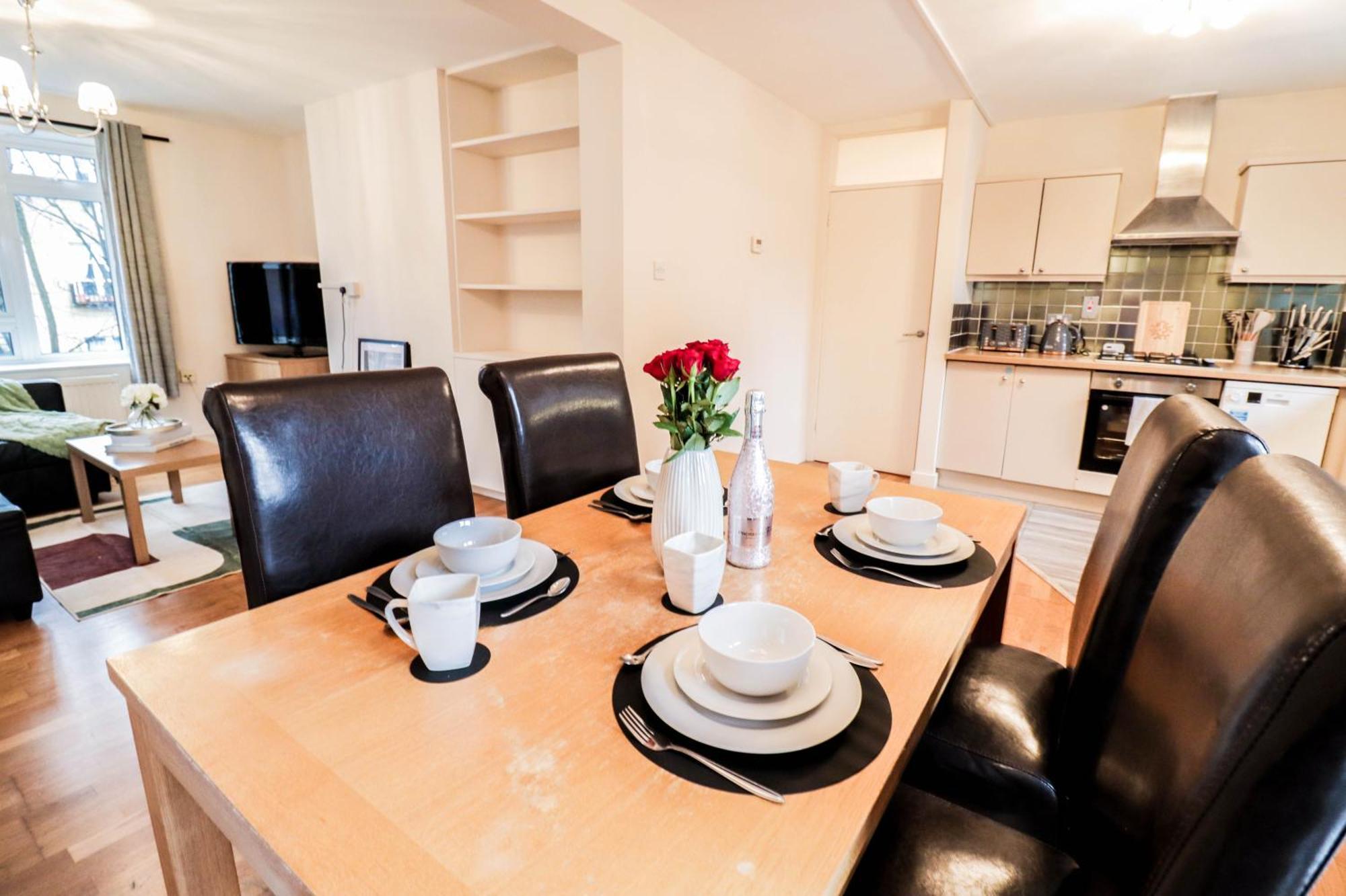 Gorgeous 2-Bedroom London Apartment Лондон Екстер'єр фото