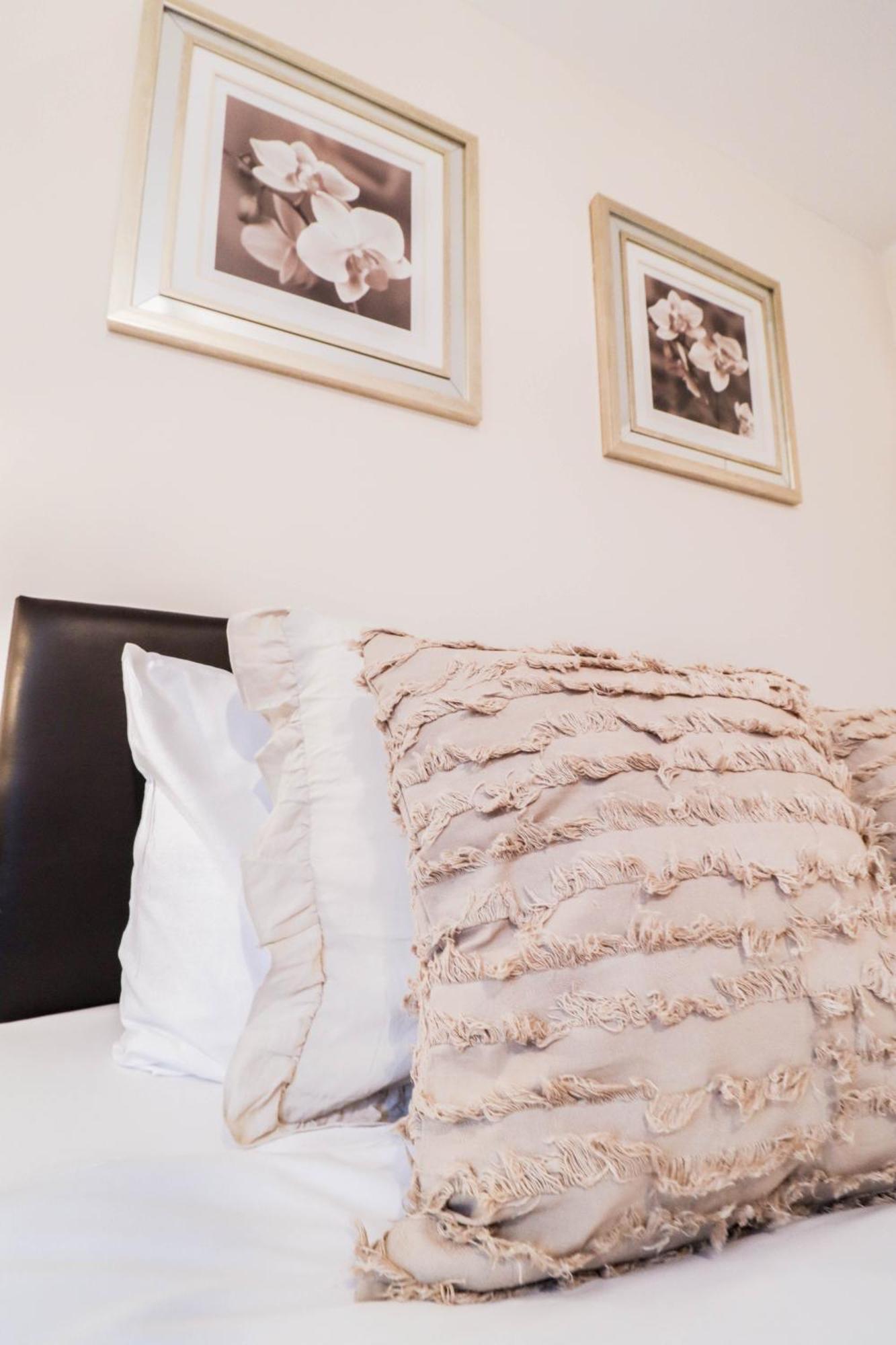 Gorgeous 2-Bedroom London Apartment Лондон Екстер'єр фото
