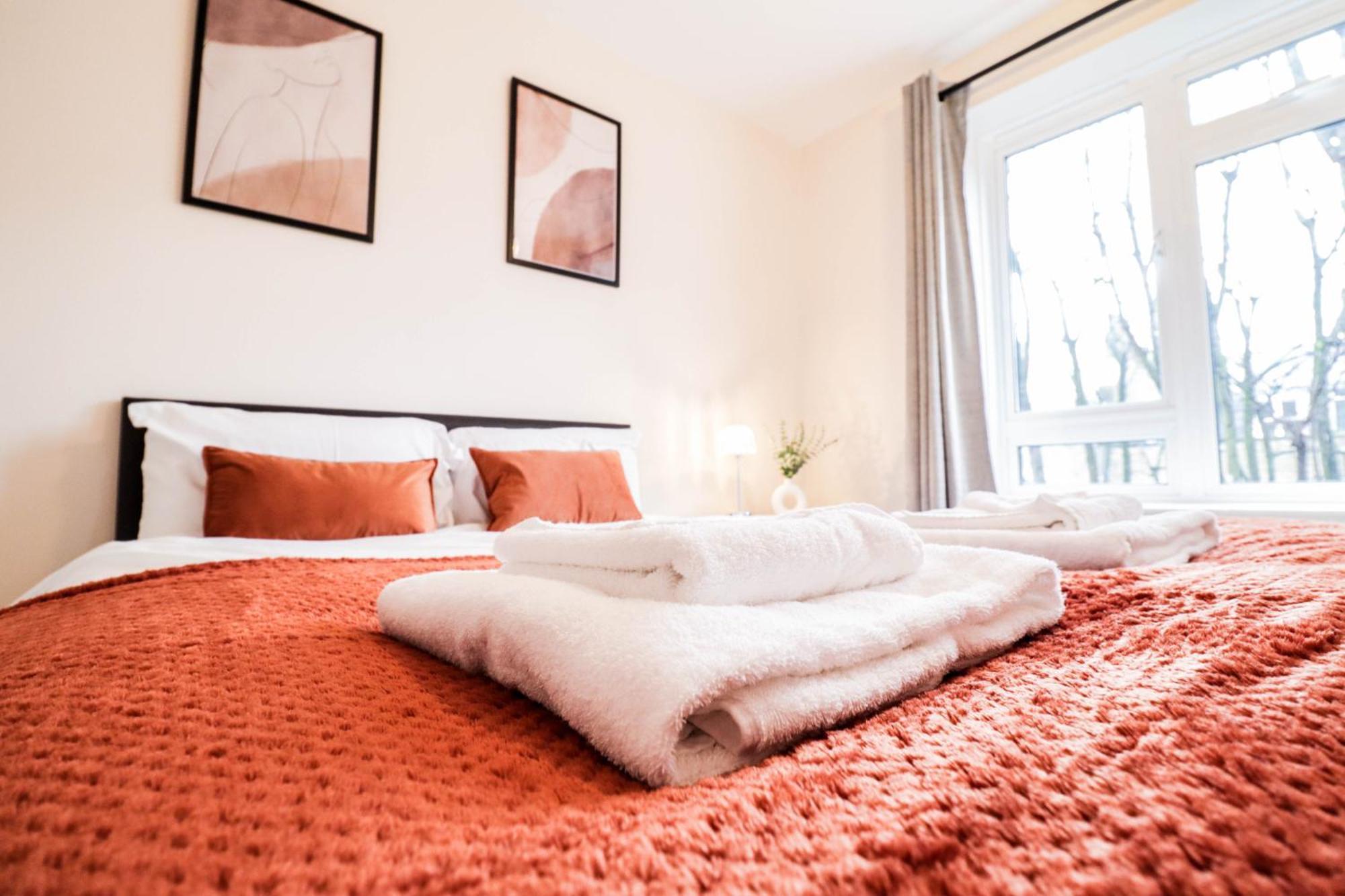 Gorgeous 2-Bedroom London Apartment Лондон Екстер'єр фото
